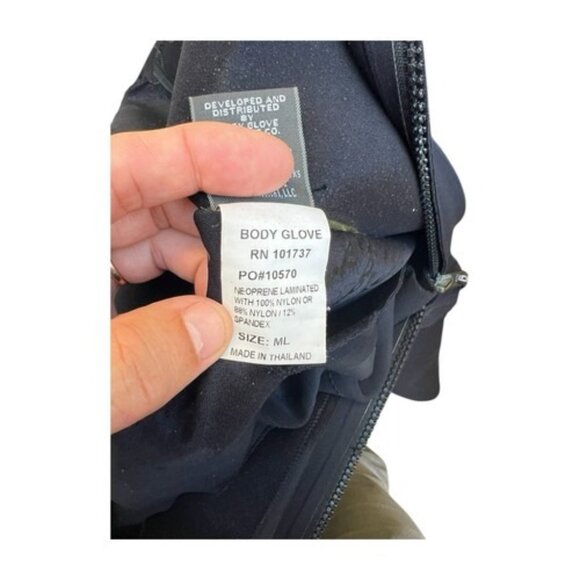 BODY GLOVE Men's PHOENIX Back-Zip Wetsuit Black Green Size ML - Picture 13 of 13